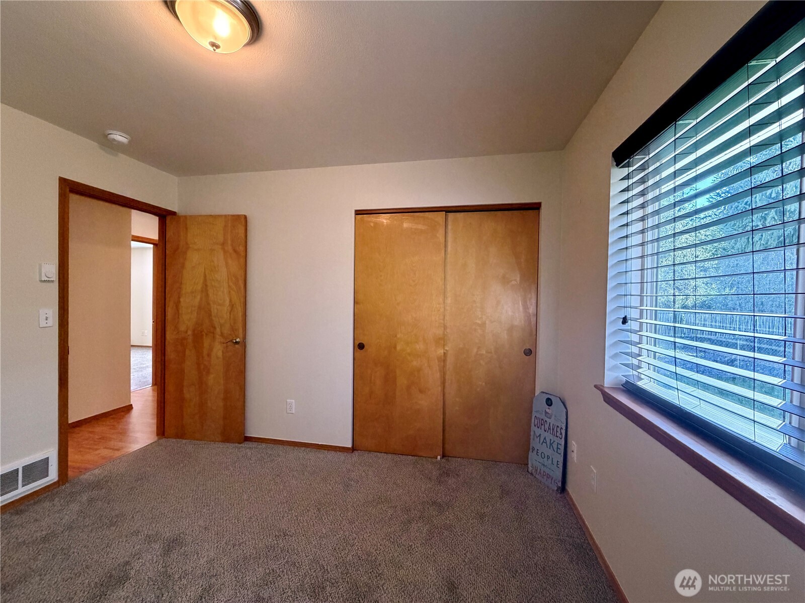 341 Ponderosa Loop NE, Ocean Shores, WA 98569