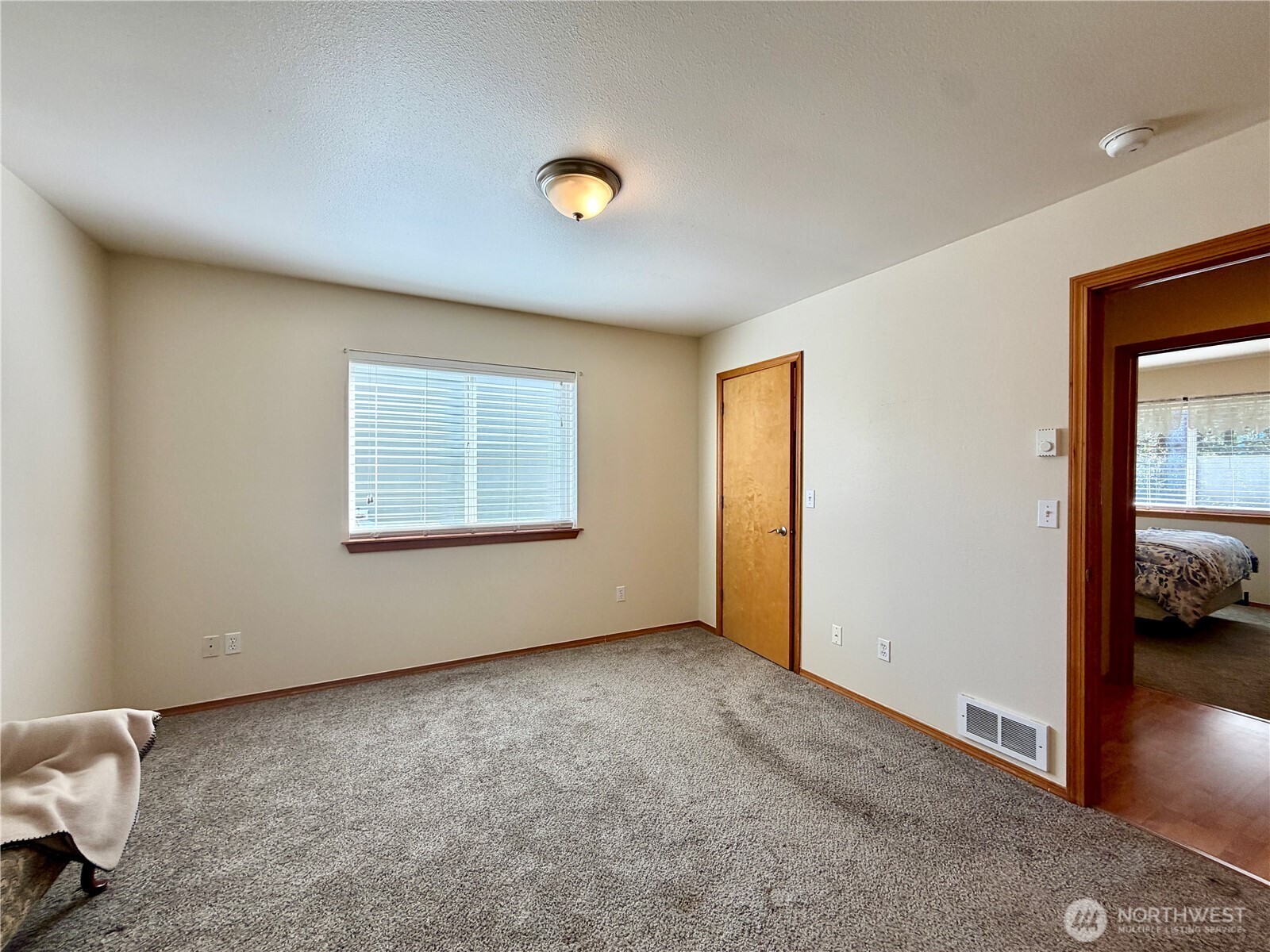 341 Ponderosa Loop NE, Ocean Shores, WA 98569