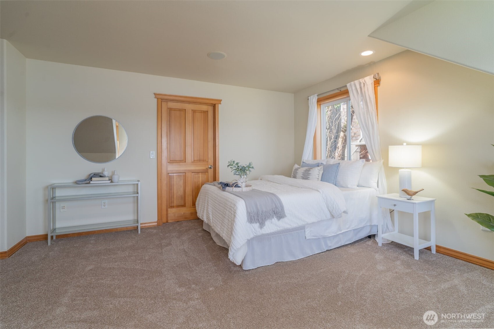 3534 Gravelly Beach Loop NW, Olympia, WA 98502