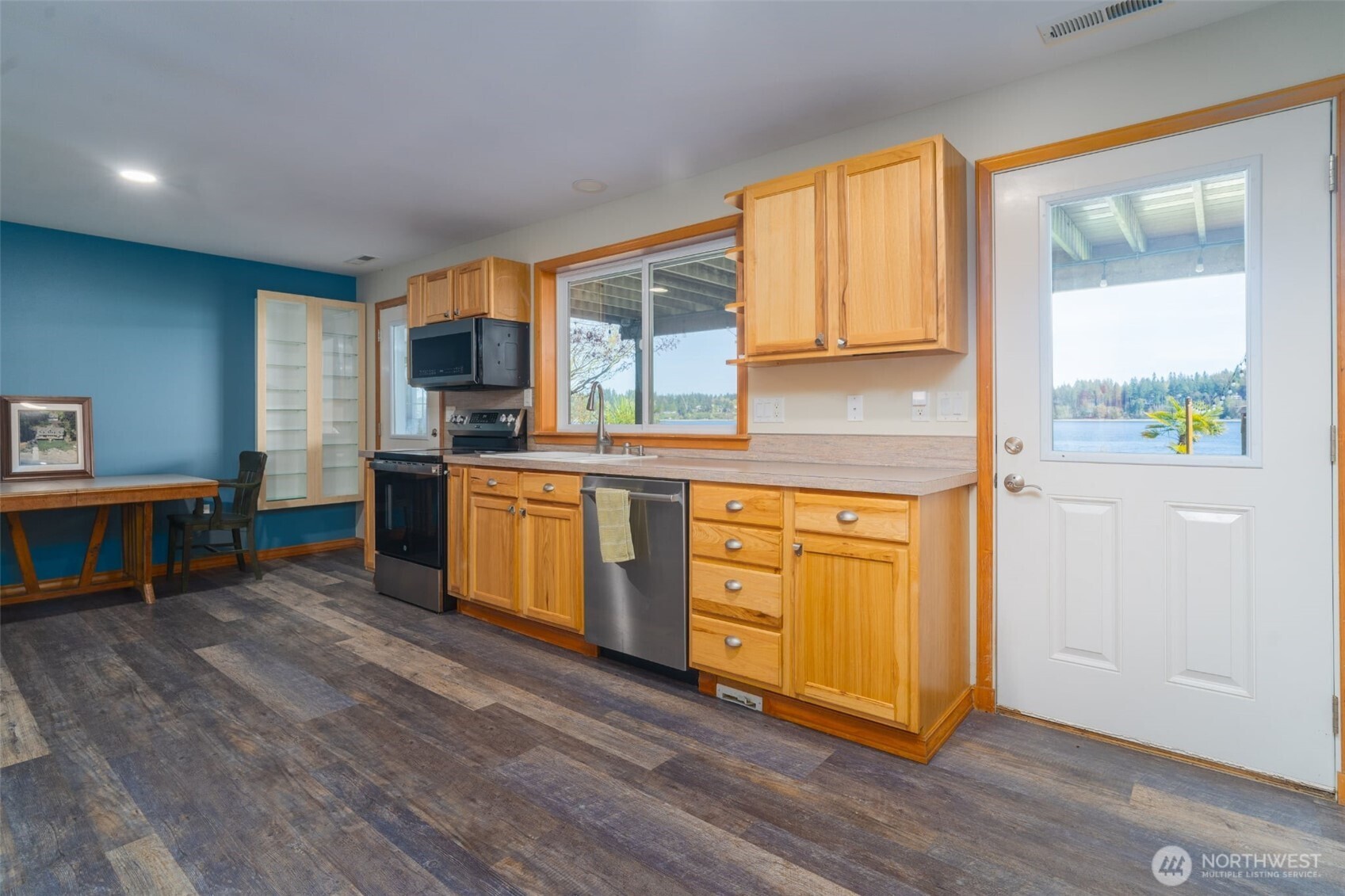 3534 Gravelly Beach Loop NW, Olympia, WA 98502