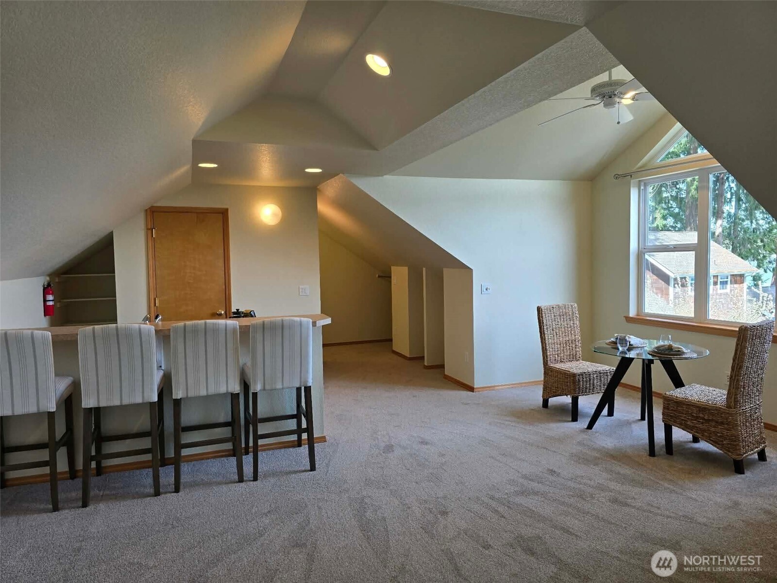 3534 Gravelly Beach Loop NW, Olympia, WA 98502