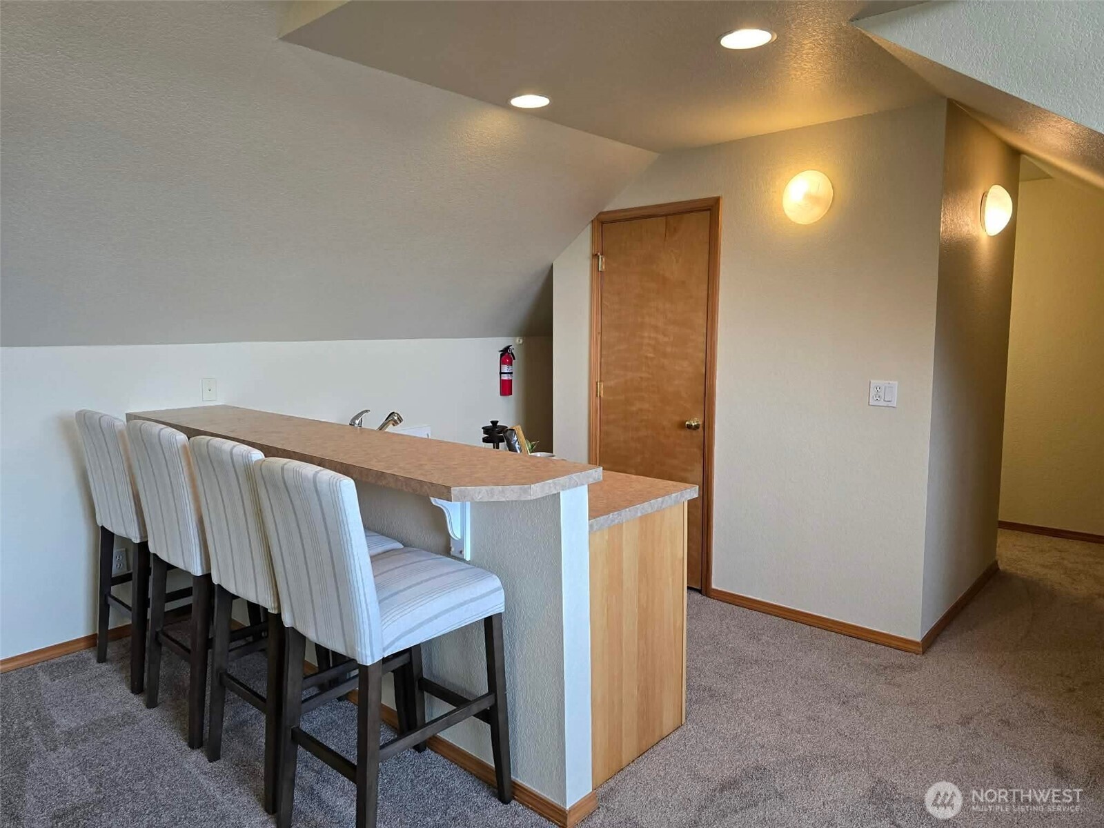 3534 Gravelly Beach Loop NW, Olympia, WA 98502