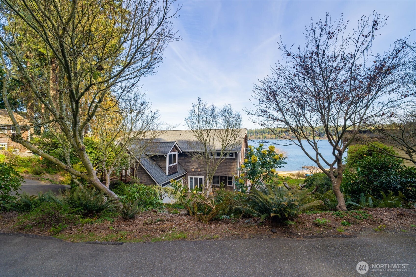 3534 Gravelly Beach Loop NW, Olympia, WA 98502