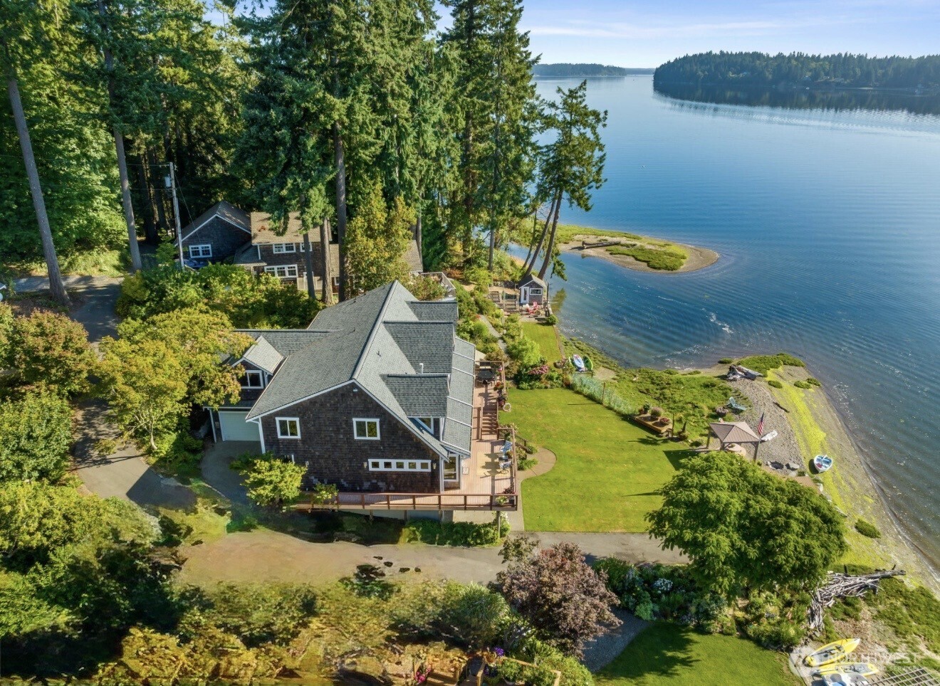 3534 Gravelly Beach Loop NW, Olympia, WA 98502