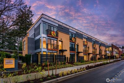 125 100th Avenue NE #155, Bellevue, WA 98004