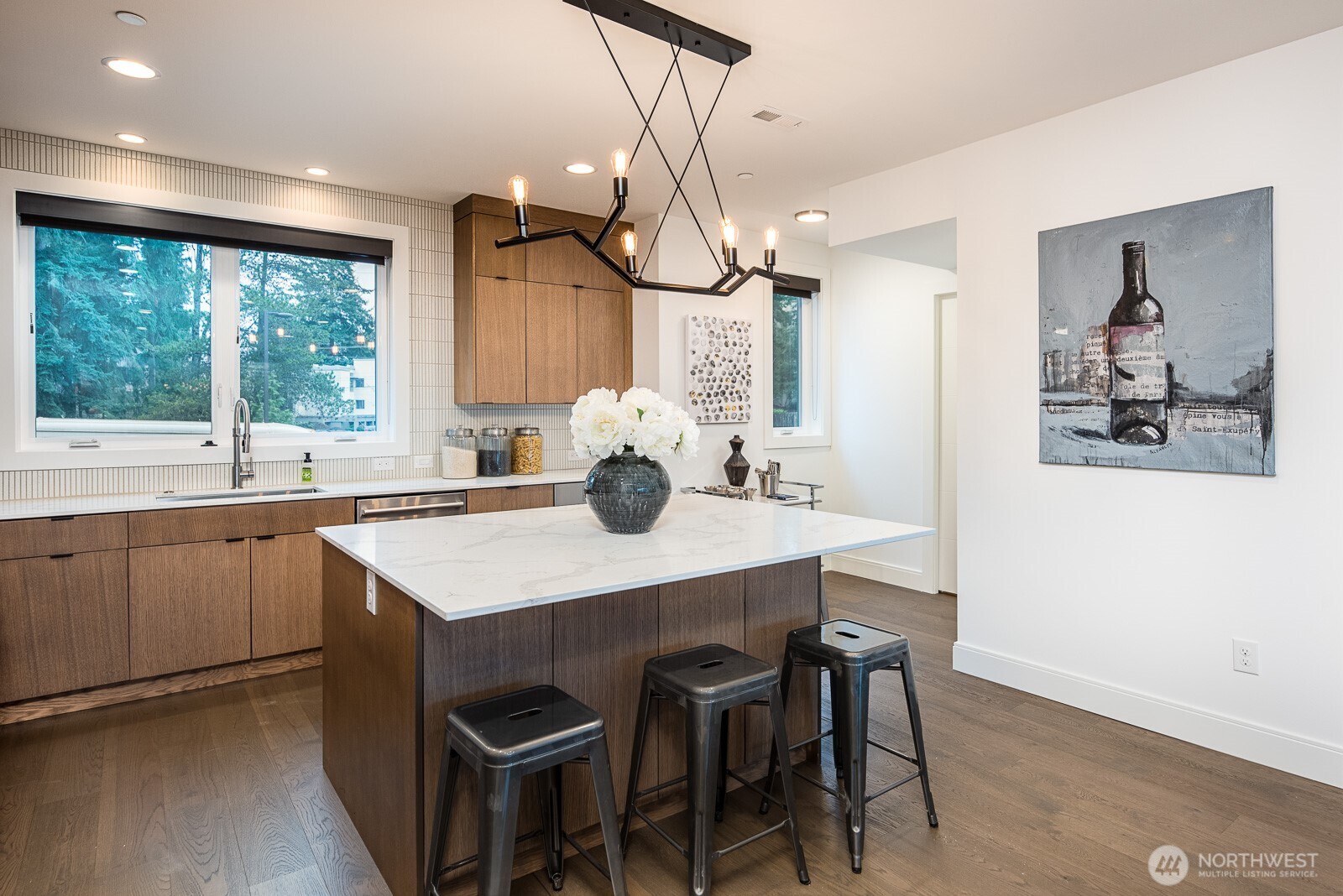 125 100th Avenue NE #155, Bellevue, WA 98004