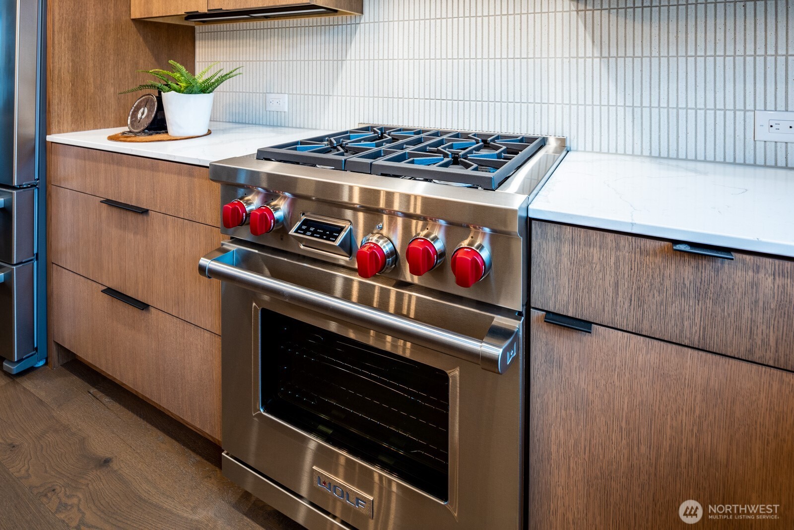 125 100th Avenue NE #155, Bellevue, WA 98004