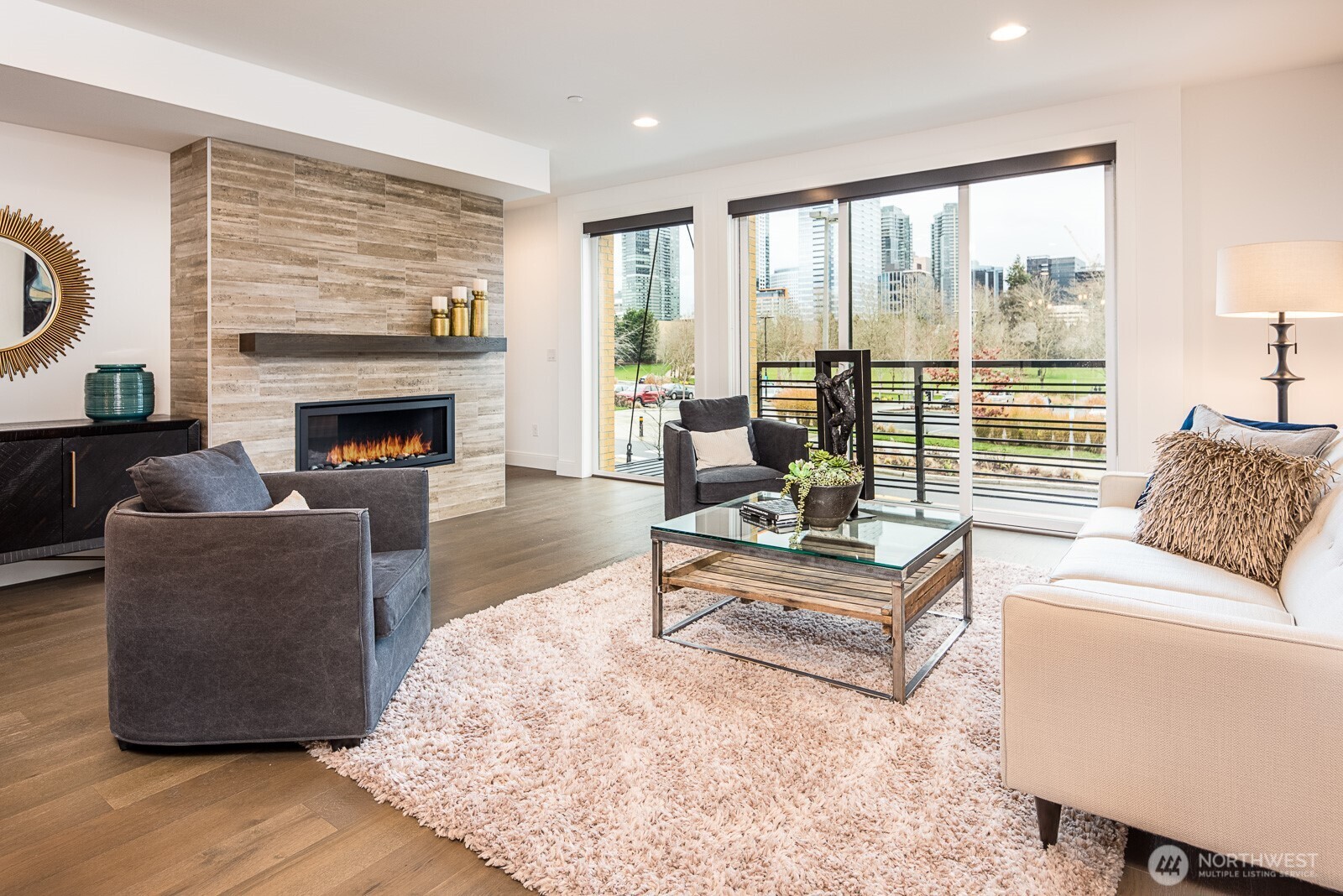 125 100th Avenue NE #155, Bellevue, WA 98004