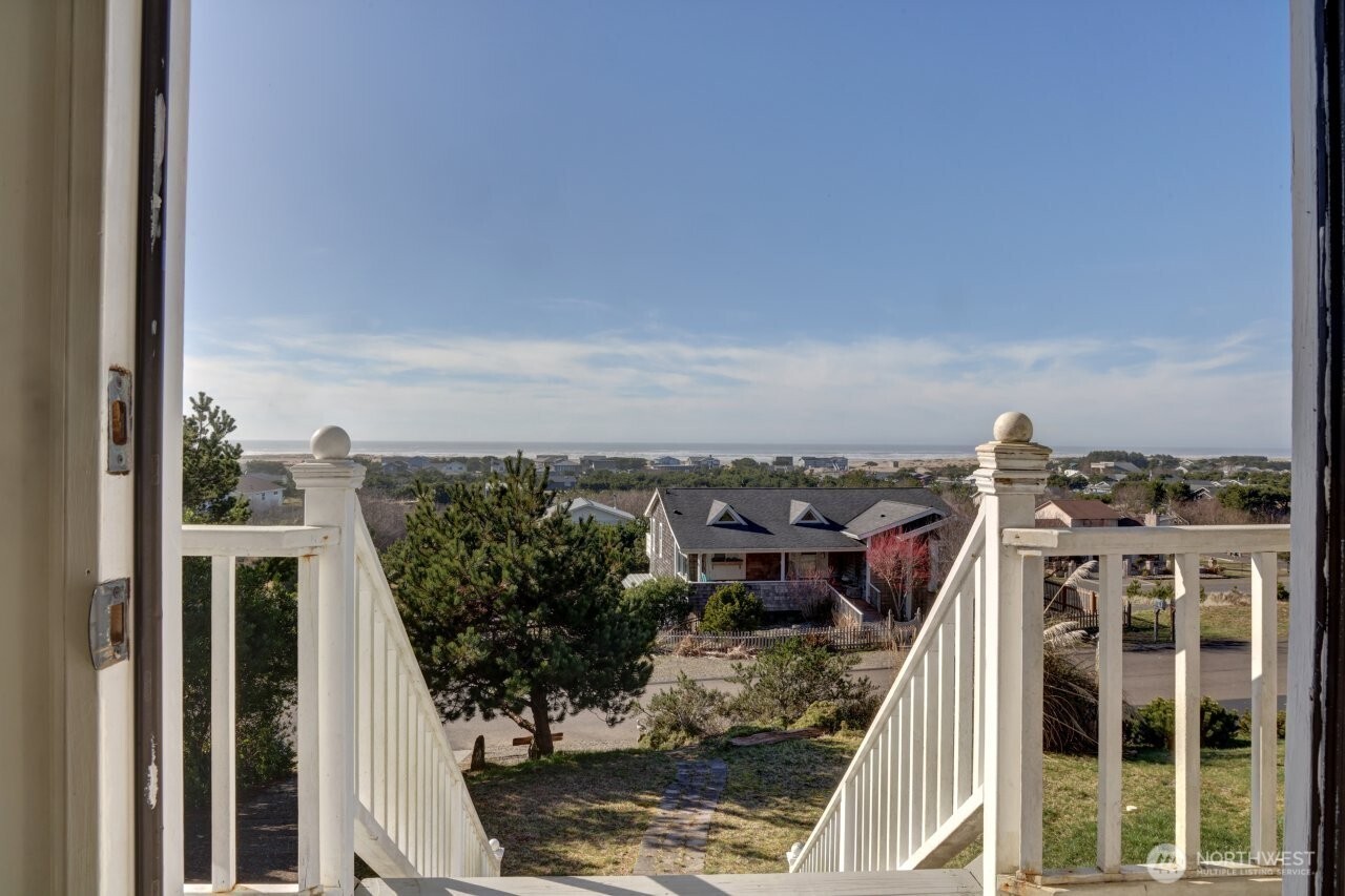 34800 J Place , Ocean Park, WA 98640