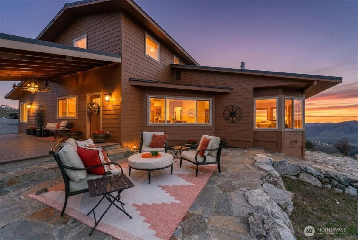 95 Horizon Lane , Chelan, WA 98816