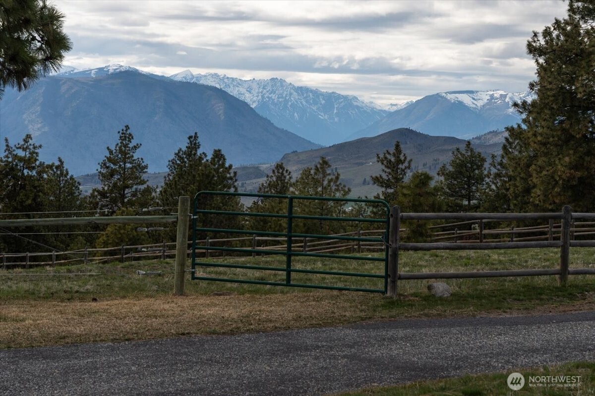 95 Horizon Lane , Chelan, WA 98816