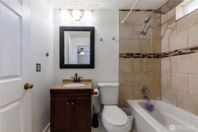 158 136th St E , Tacoma, WA 98445 - Photo 12