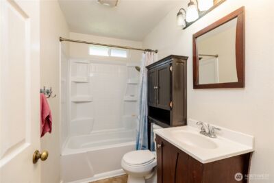 158 136th St E , Tacoma, WA 98445 - Photo 18