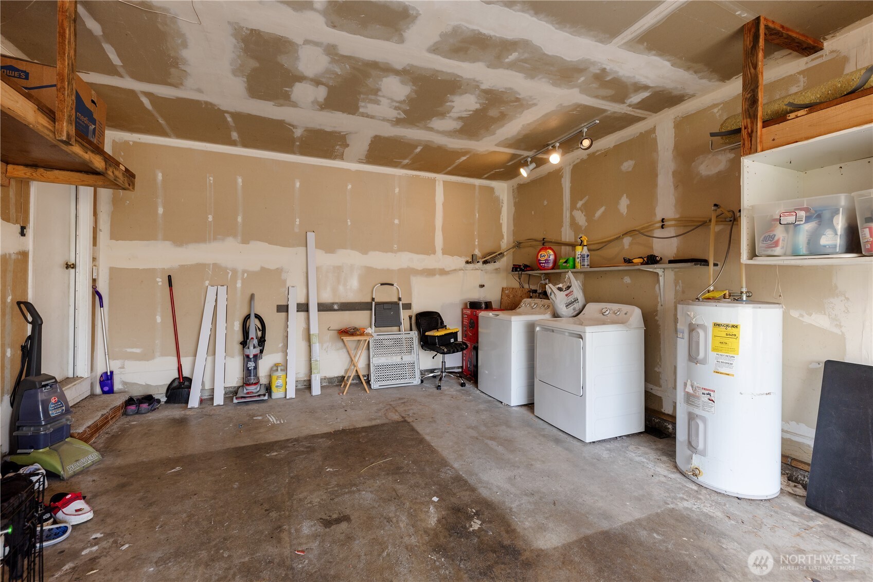 158 136th St E , Tacoma, WA 98445