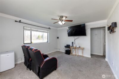 158 136th St E , Tacoma, WA 98445 - Photo 4