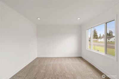 608 W Scott Street , Aberdeen, WA 98520 - Photo 4