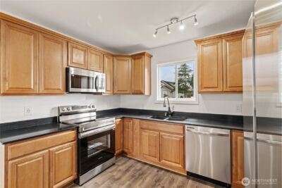 608 W Scott Street , Aberdeen, WA 98520 - Photo 8