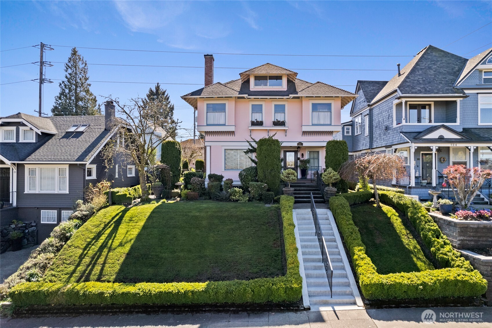 720 N Sheridan Avenue , Tacoma, WA 98403