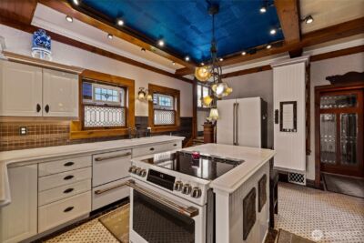 720 N Sheridan Avenue , Tacoma, WA 98403 - Photo 14