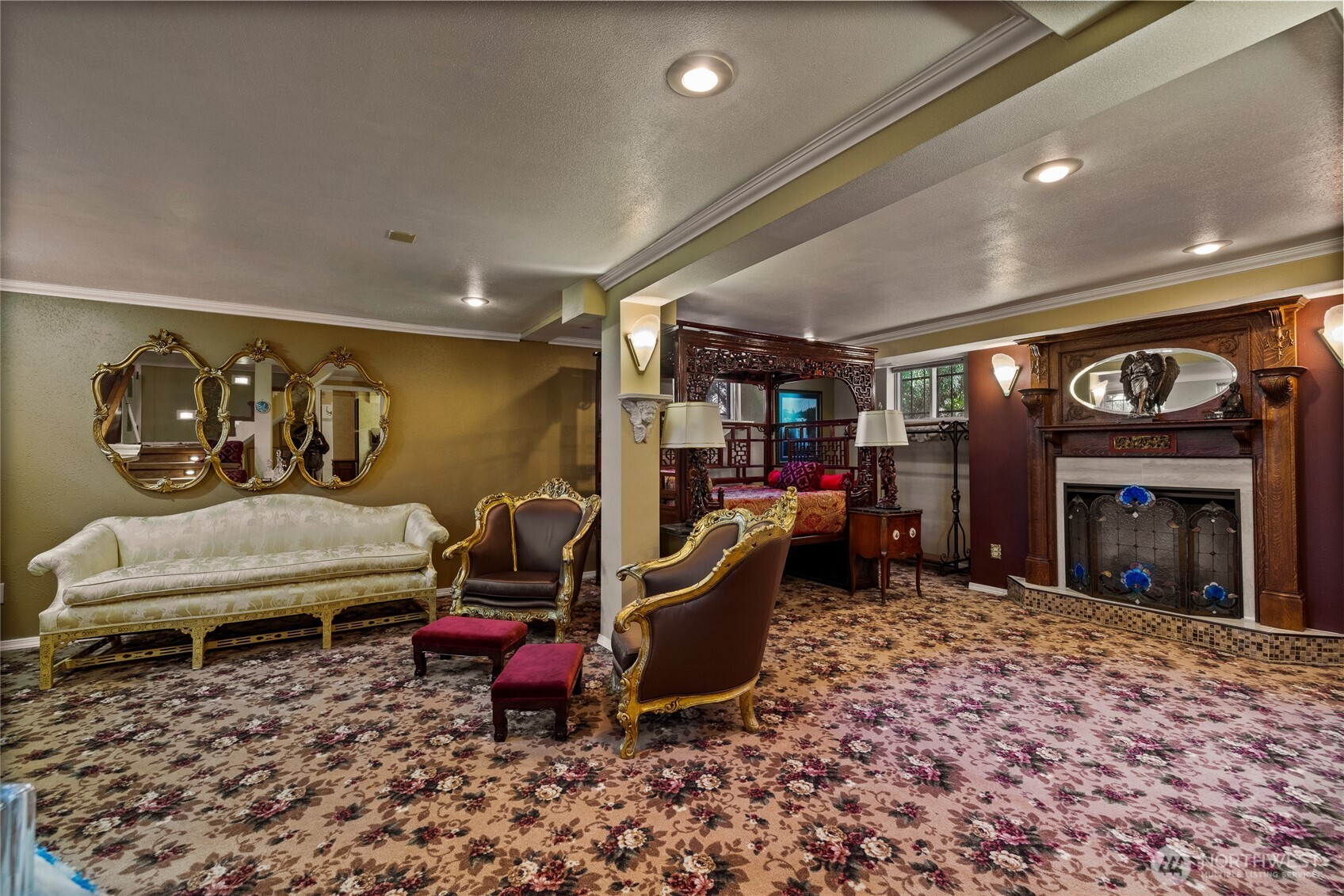 720 N Sheridan Avenue , Tacoma, WA 98403