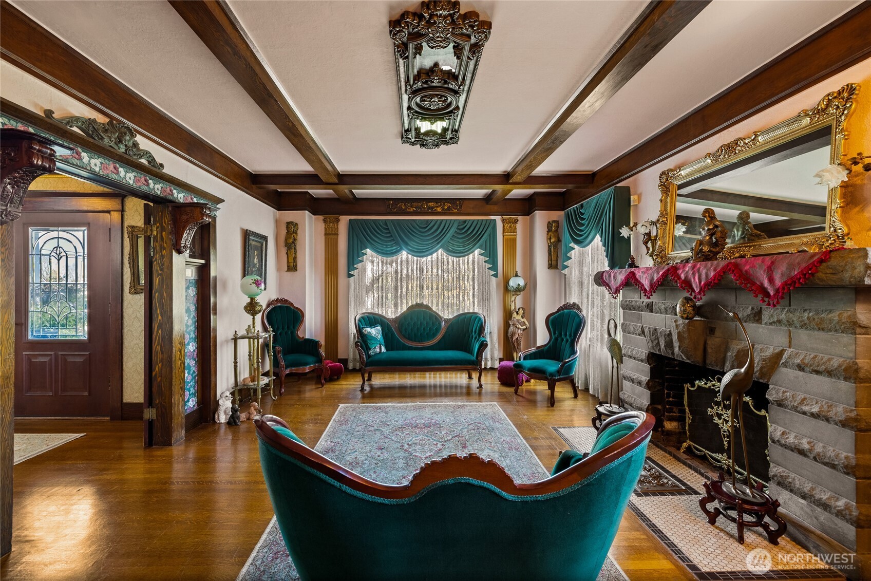 720 N Sheridan Avenue , Tacoma, WA 98403