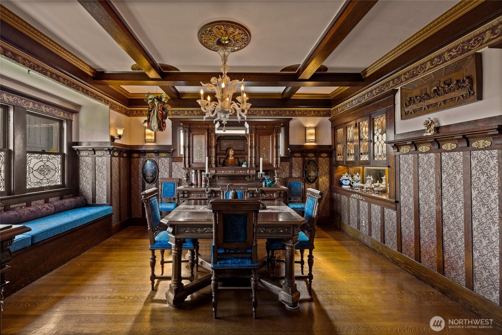 720 N Sheridan Avenue , Tacoma, WA 98403