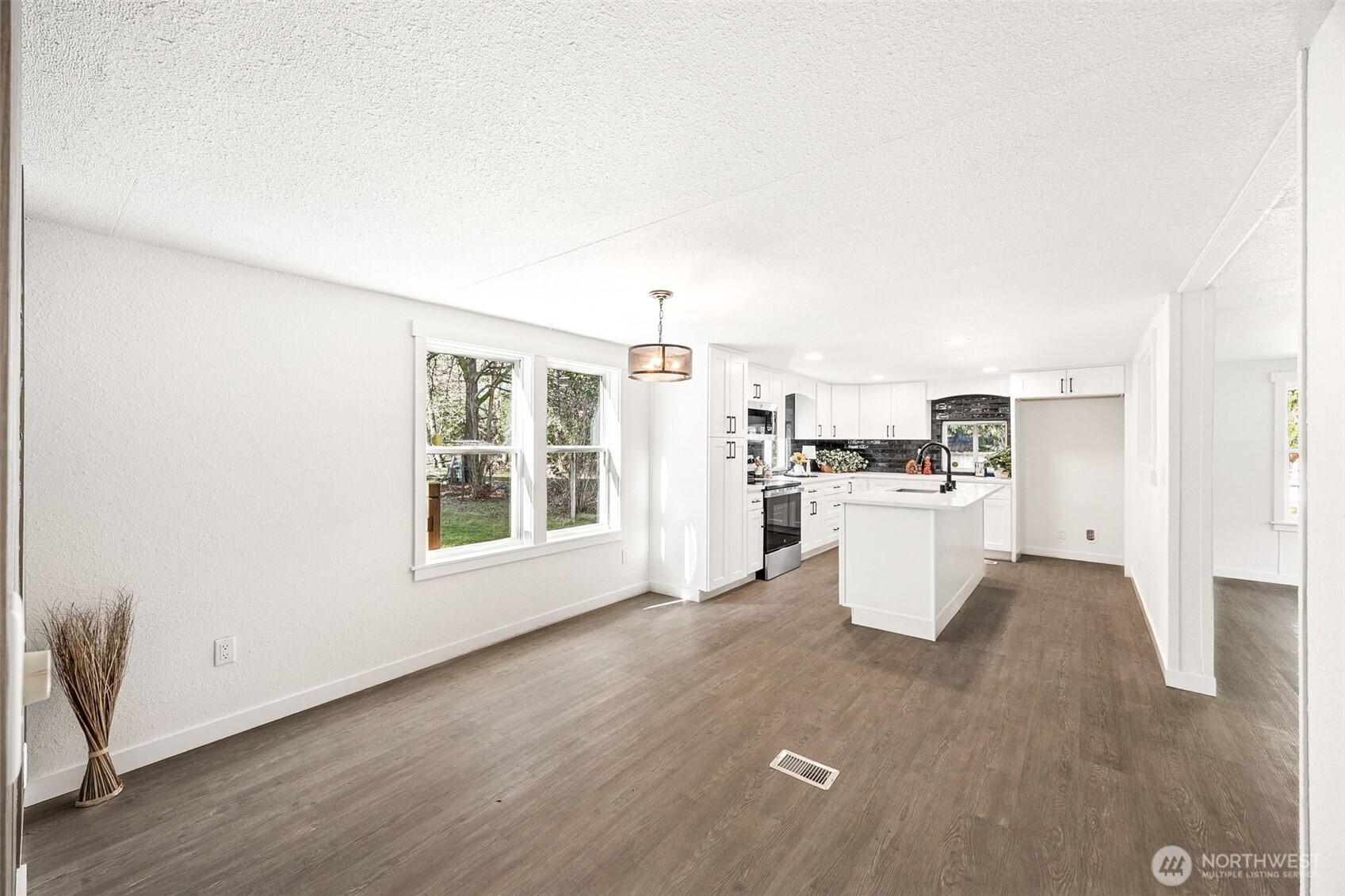 13816 48th Avenue Ct E, Tacoma, WA 98446