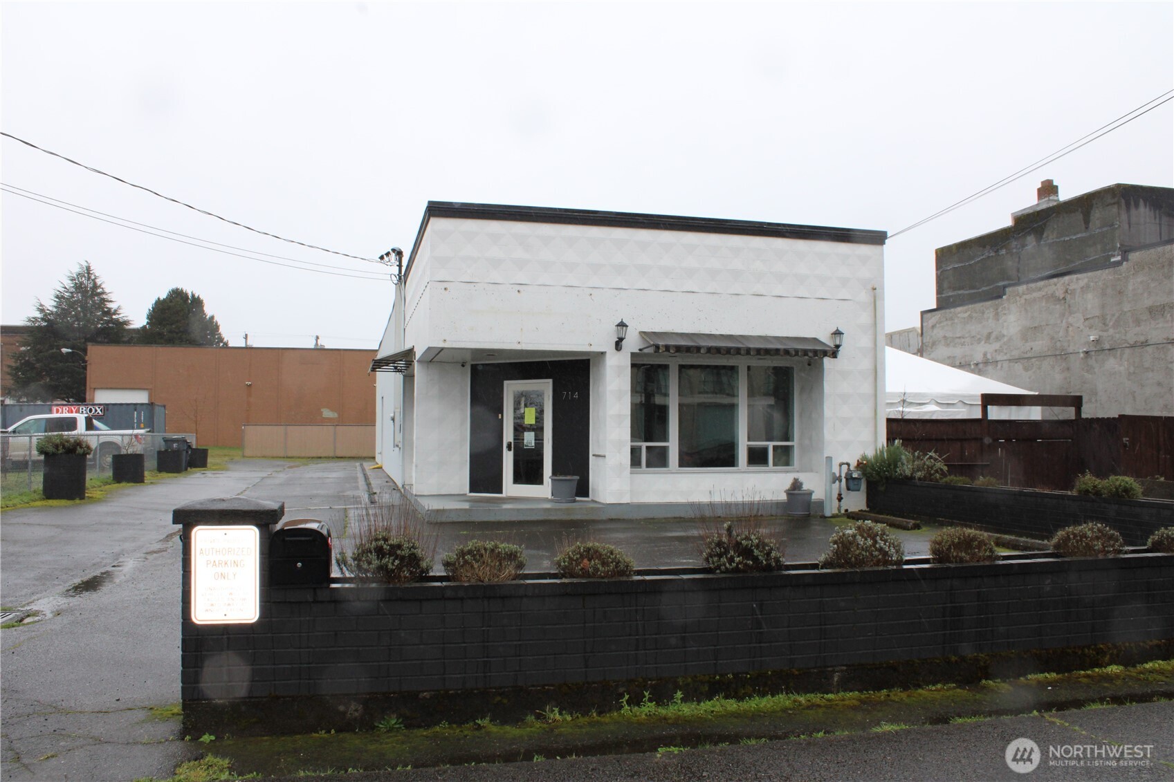 714 J Street , Hoquiam, WA 98550-3625