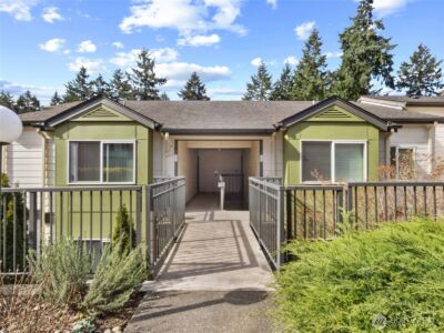 31500 33rd Place SW #G202, Federal Way, WA 98023