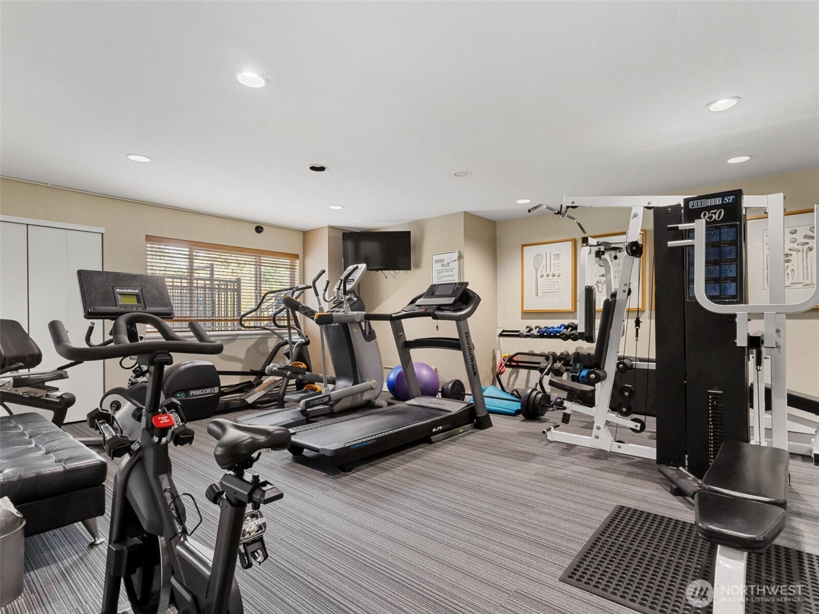 31500 33rd Place SW #G202, Federal Way, WA 98023