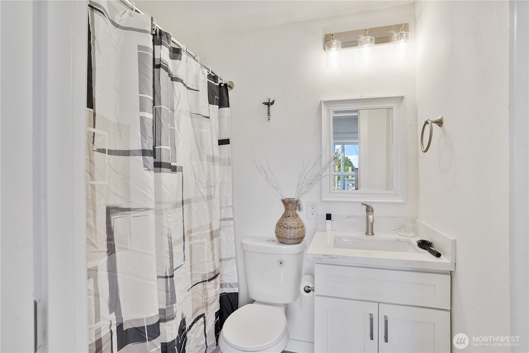 1119 S 63rd St , Tacoma, WA 98404