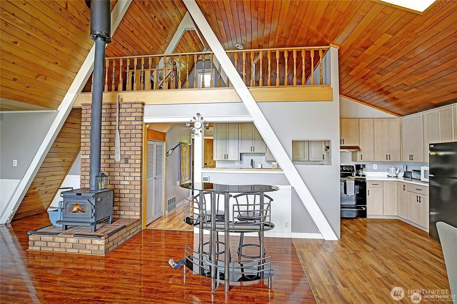 979 Cavalero Road , Camano Island, WA 98282