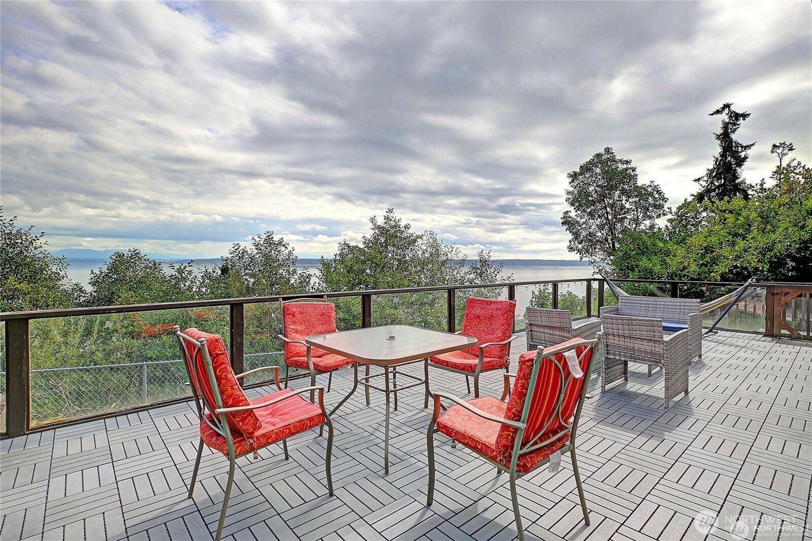 979 Cavalero Road , Camano Island, WA 98282