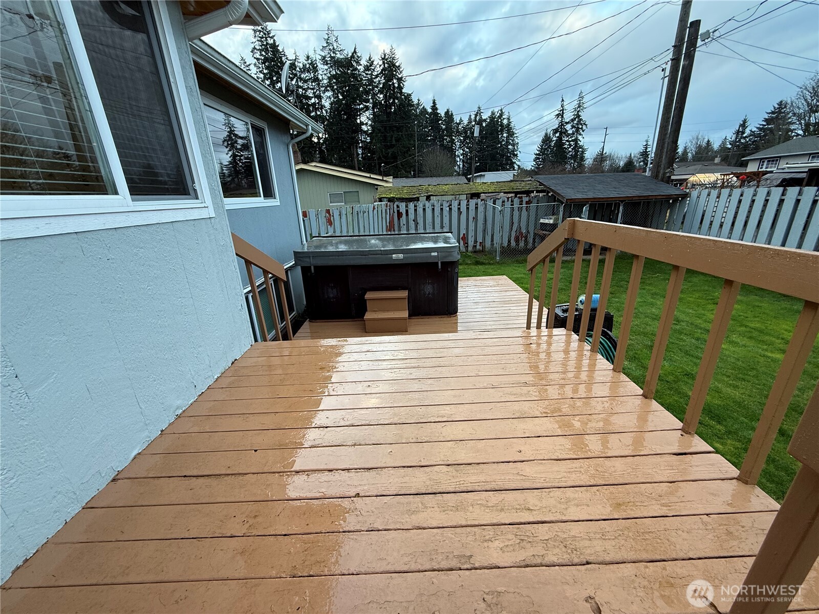 221 W Forest Avenue , Port Angeles, WA 98362