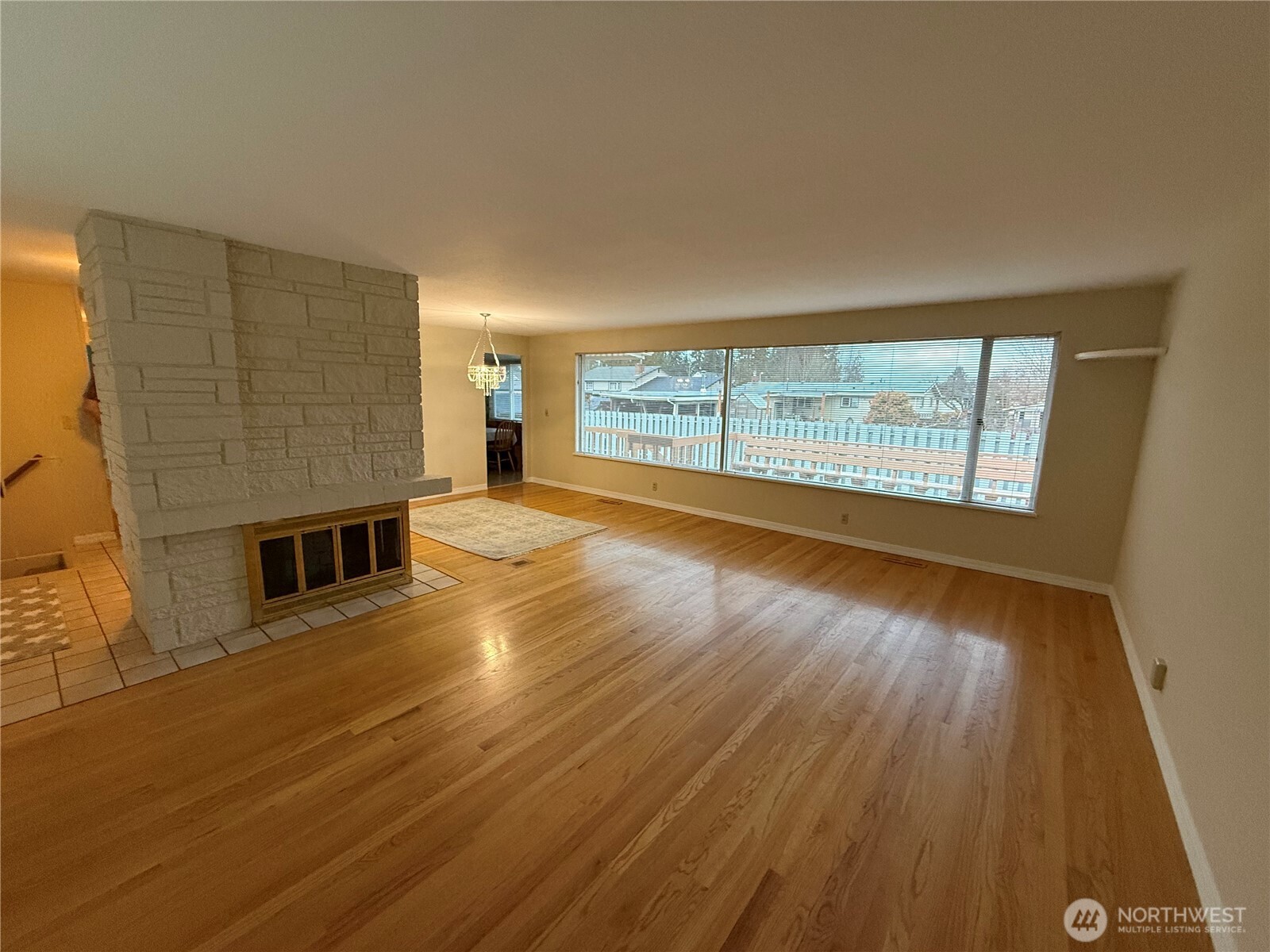 221 W Forest Avenue , Port Angeles, WA 98362