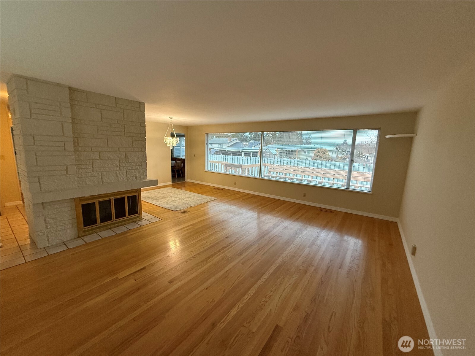 221 W Forest Avenue , Port Angeles, WA 98362