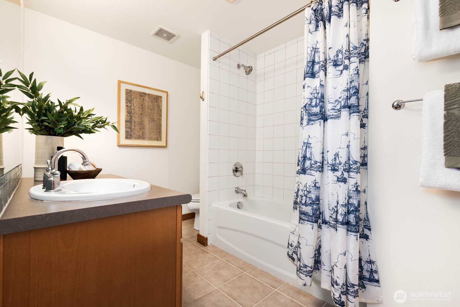 1730 Taylor Avenue N #109, Seattle, WA 98109