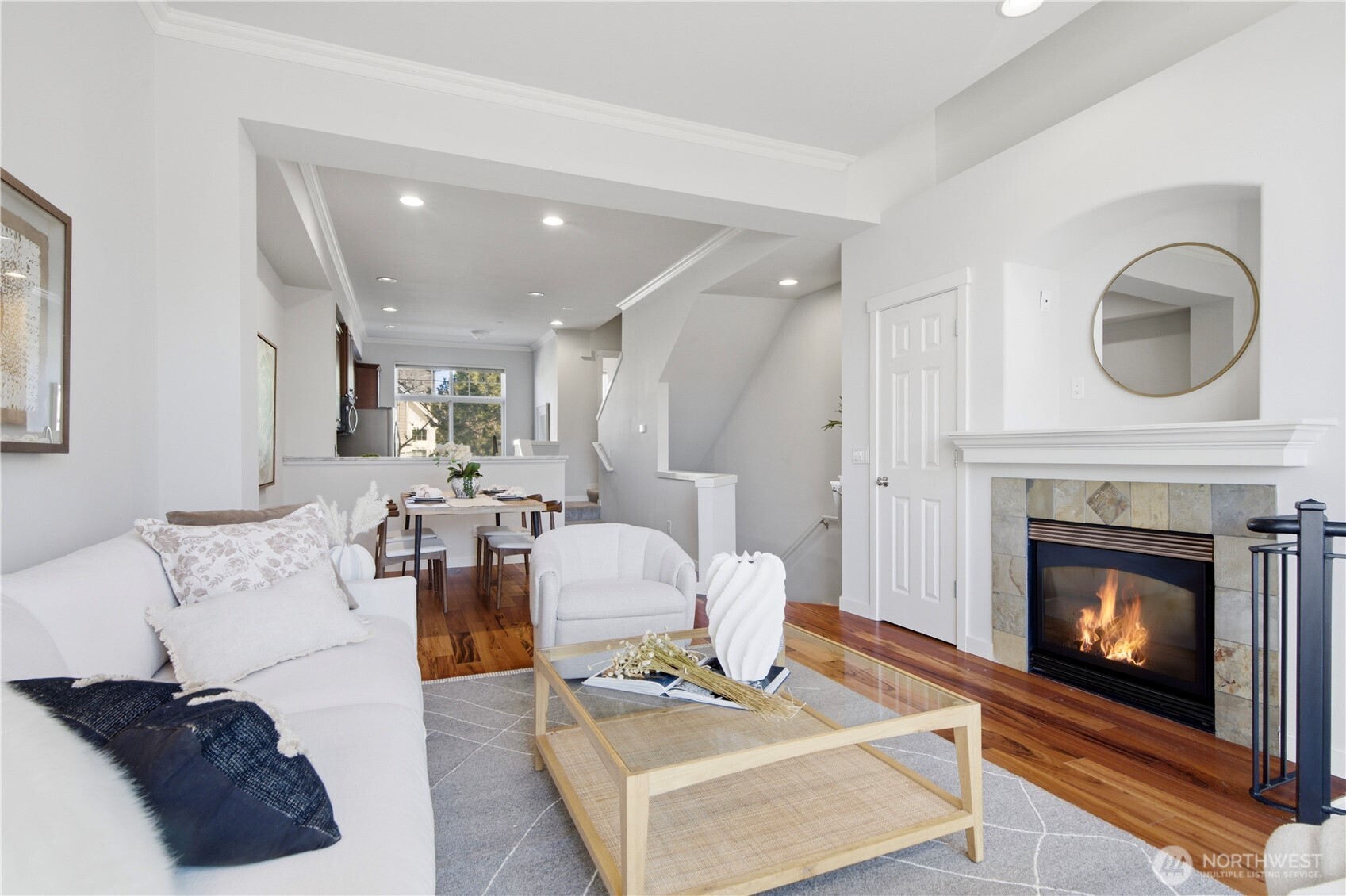 1439 Huckleberry Cir , Issaquah, WA 98029