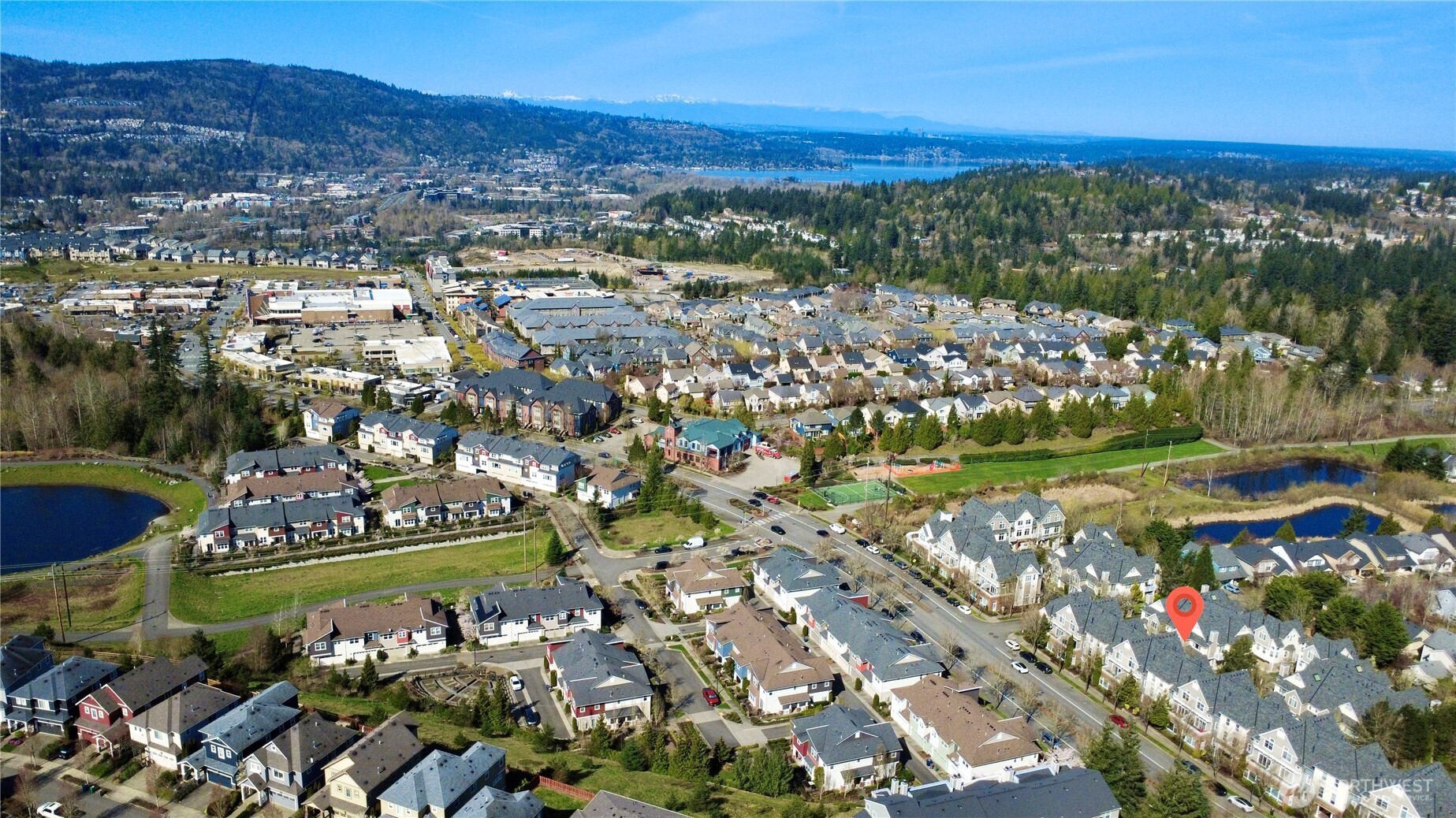 1439 Huckleberry Cir , Issaquah, WA 98029