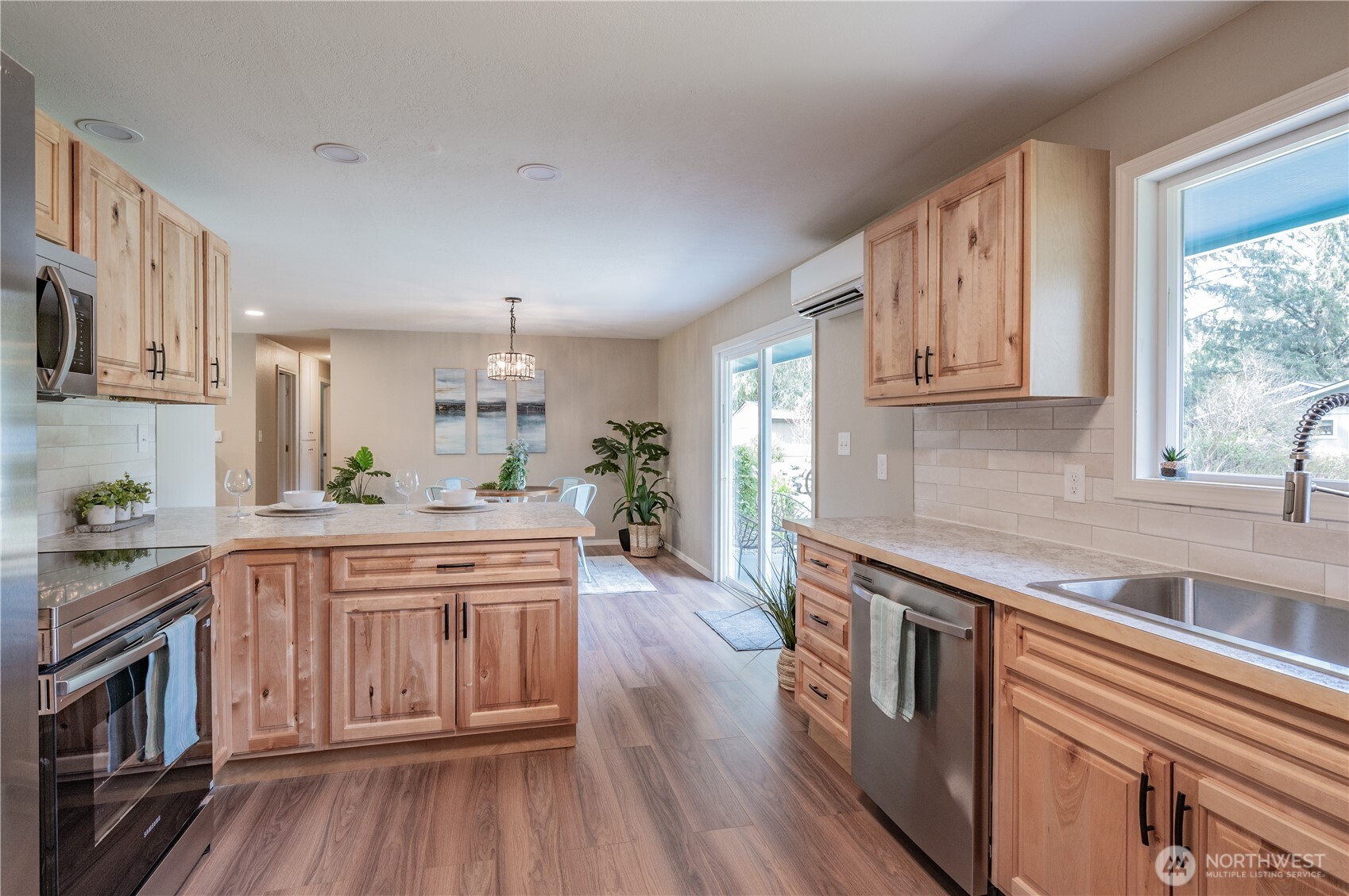 434 Snahapish Avenue SE, Ocean Shores, WA 98569