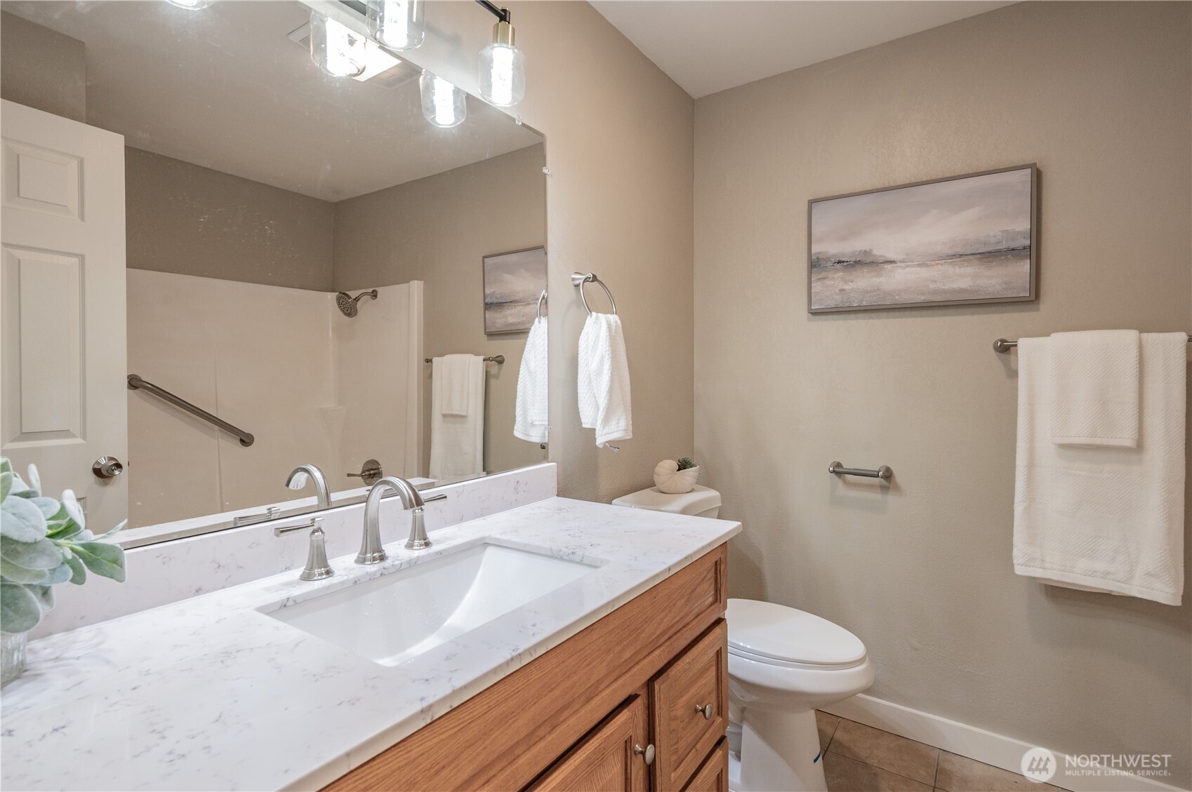 434 Snahapish Avenue SE, Ocean Shores, WA 98569