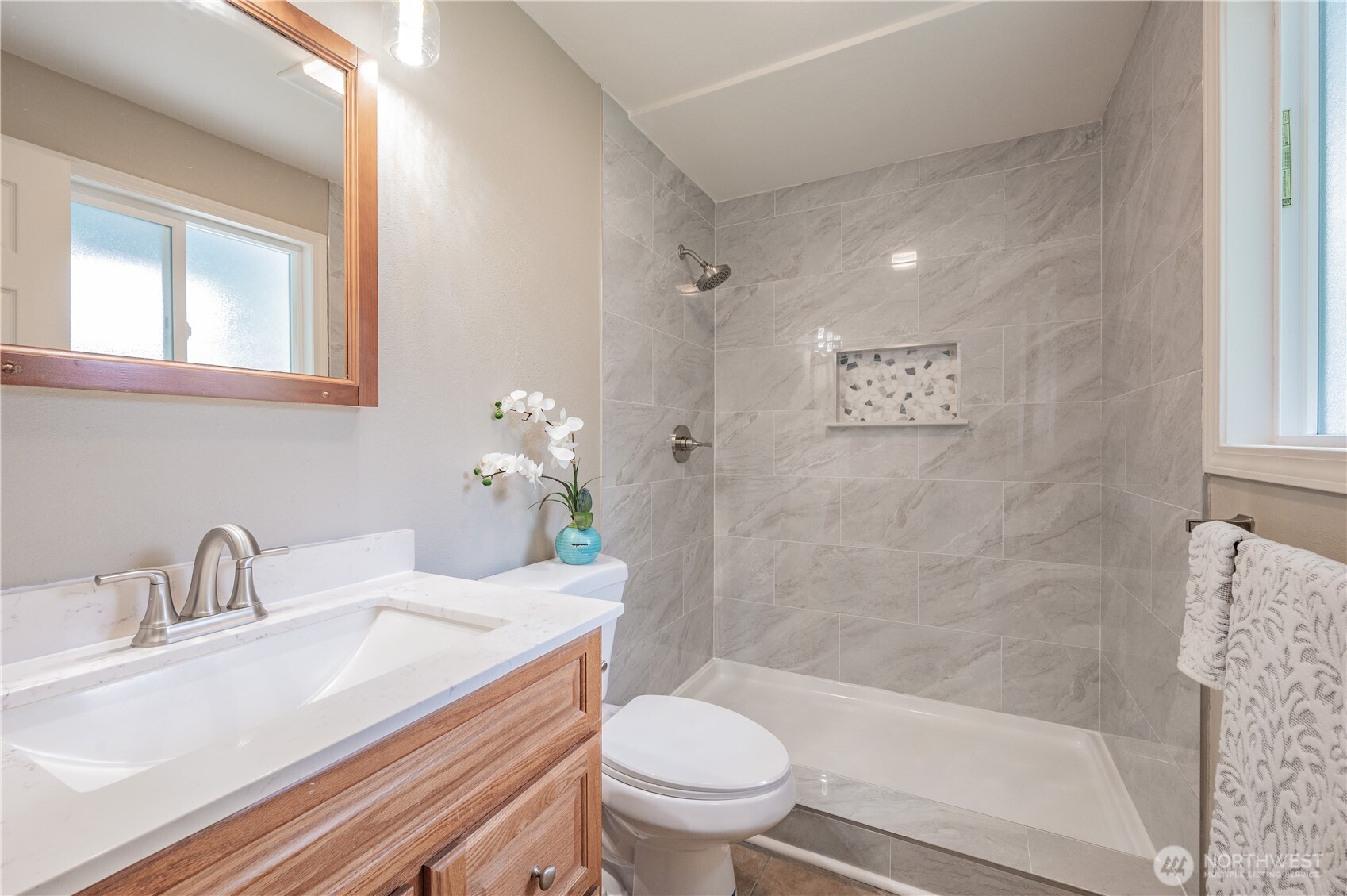 434 Snahapish Avenue SE, Ocean Shores, WA 98569