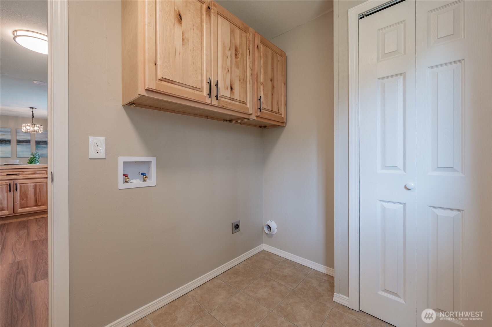 434 Snahapish Avenue SE, Ocean Shores, WA 98569