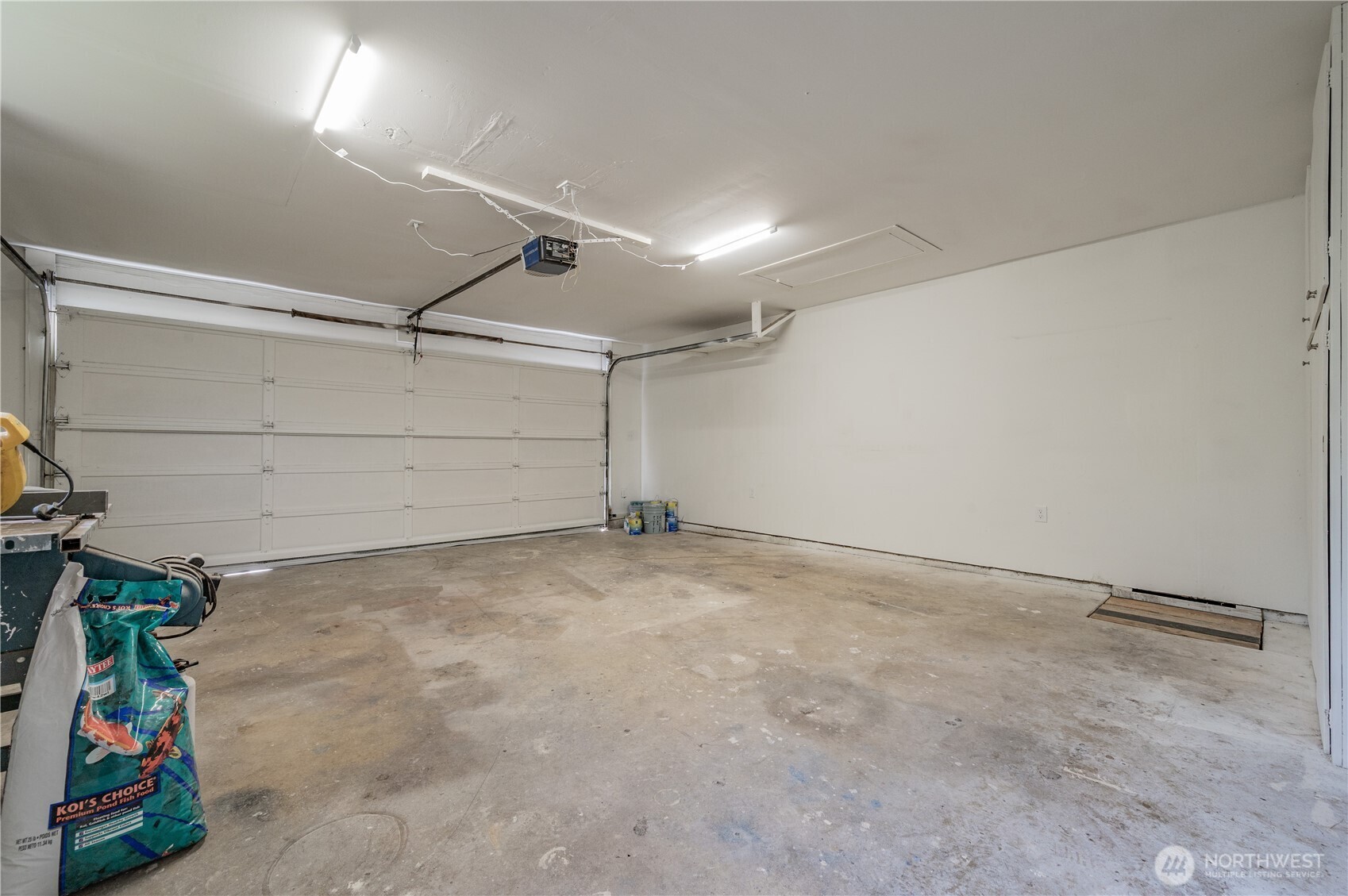 434 Snahapish Avenue SE, Ocean Shores, WA 98569