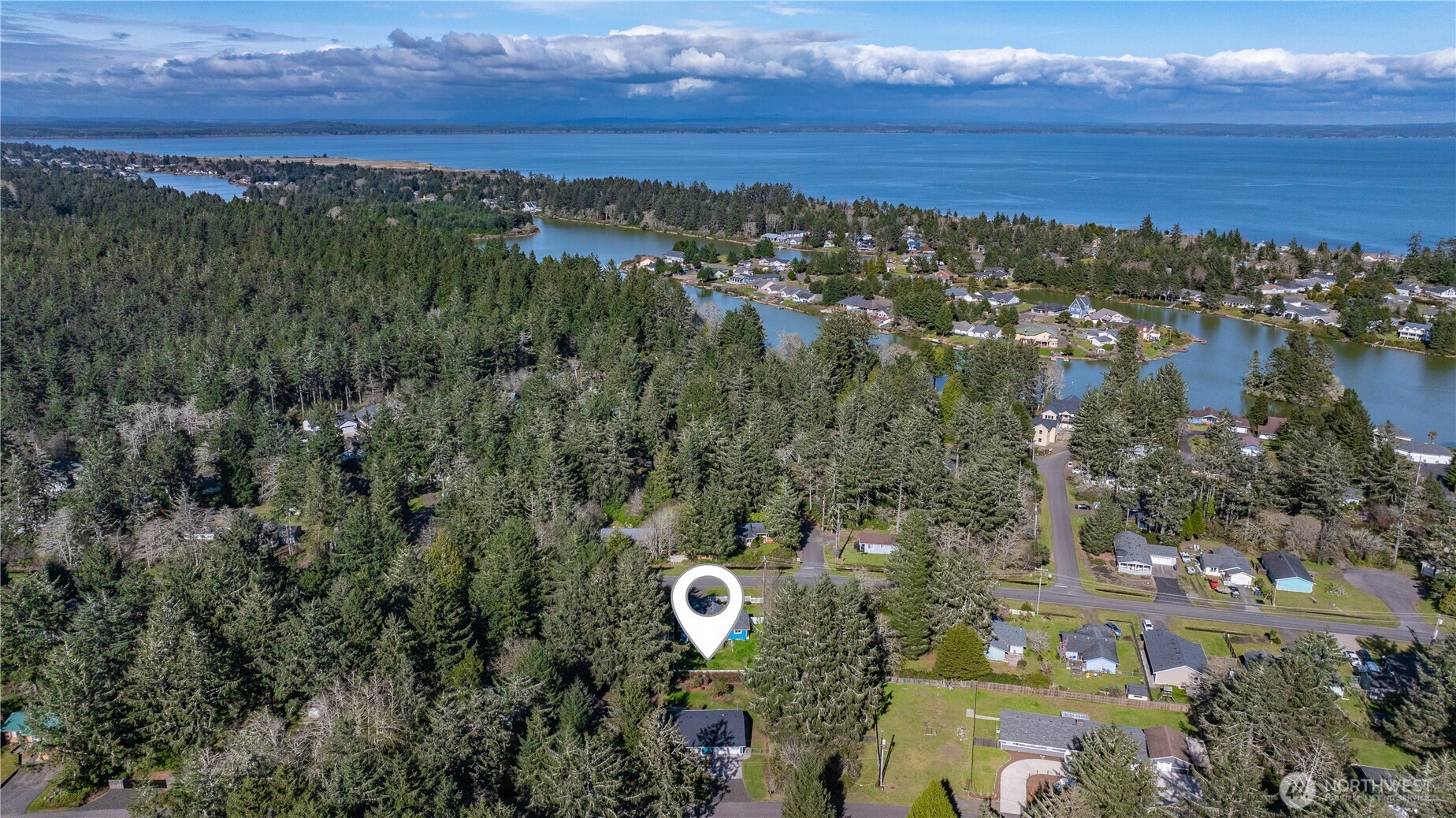 434 Snahapish Avenue SE, Ocean Shores, WA 98569