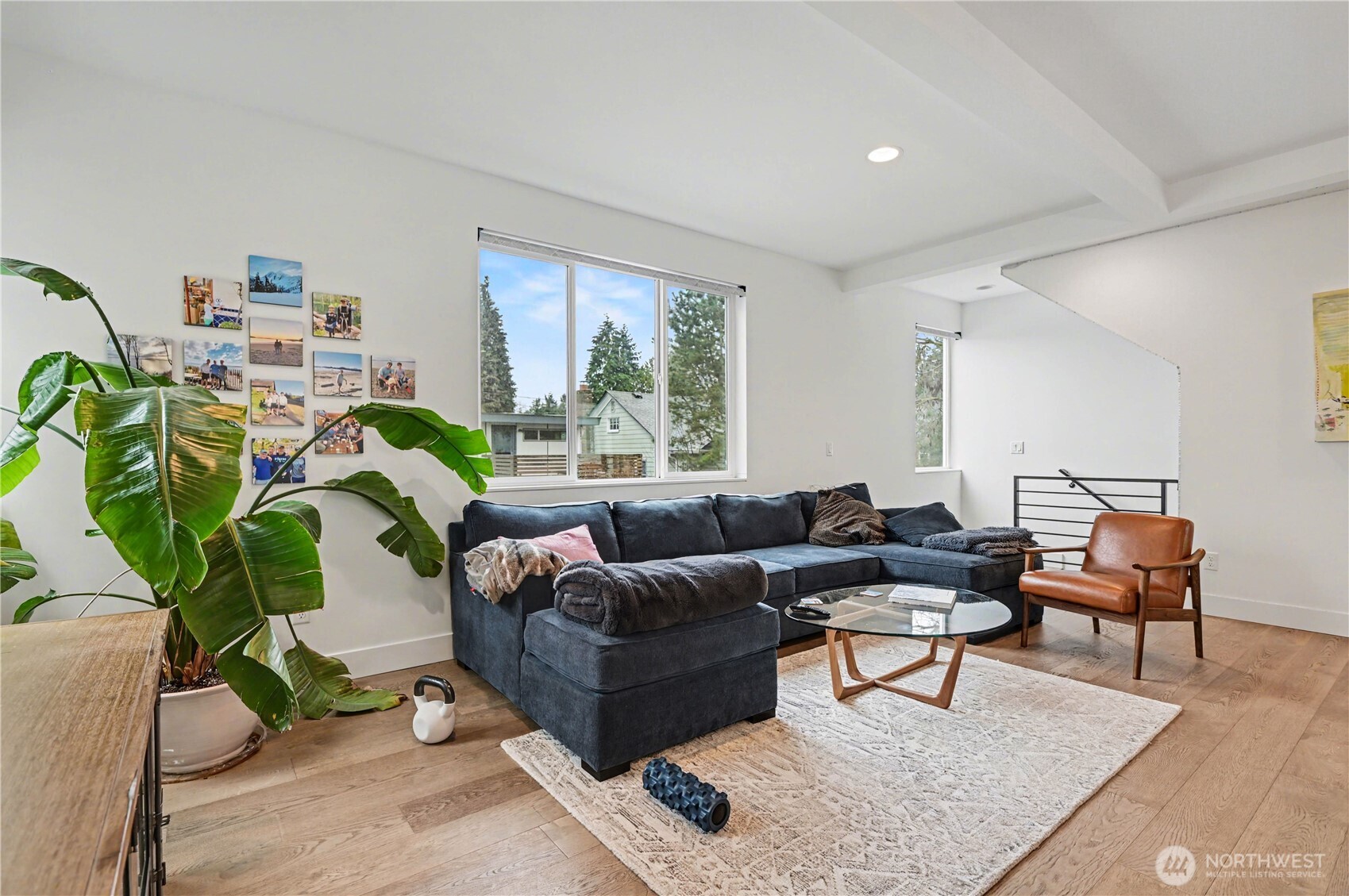 933 N 91st Street #B, Seattle, WA 98103