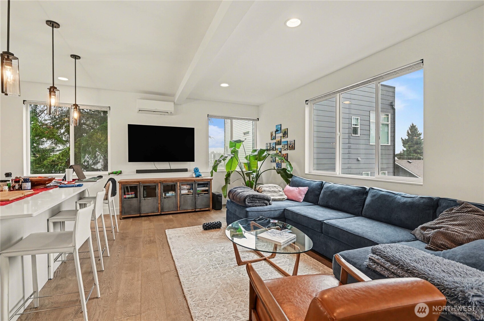 933 N 91st Street #B, Seattle, WA 98103