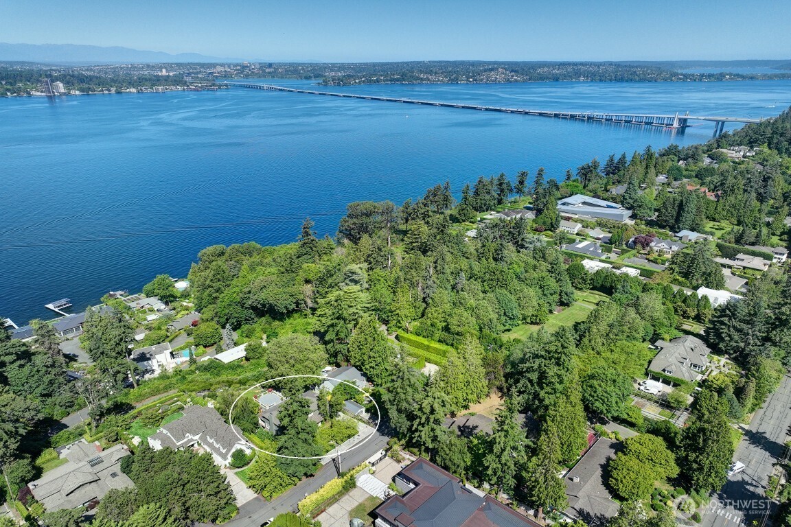 1645 Rambling Lane , Medina, WA 98039