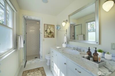 1645 Rambling Lane , Medina, WA 98039 - Photo 27