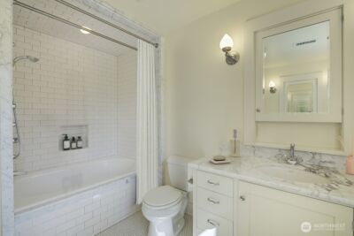 1645 Rambling Lane , Medina, WA 98039 - Photo 31